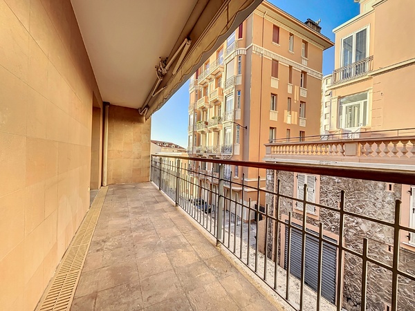 Appartement de 3 pièces au sein du quartier de la Condamine - 8