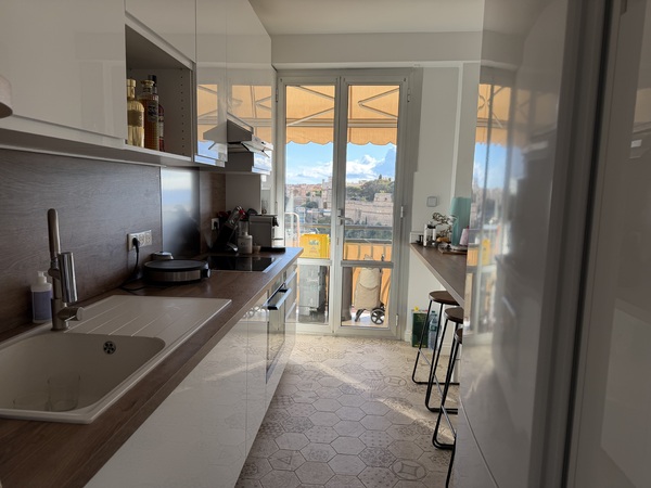 3 pièces spacieux à Monaco, calme et sérénité, excellent état et vue Panoramique - 4