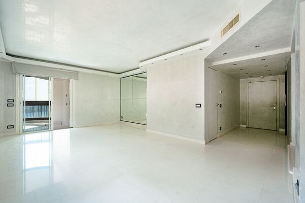 Grand appartement situé en dernier étage de la résidence de standing du Parc Saint Roman - 4