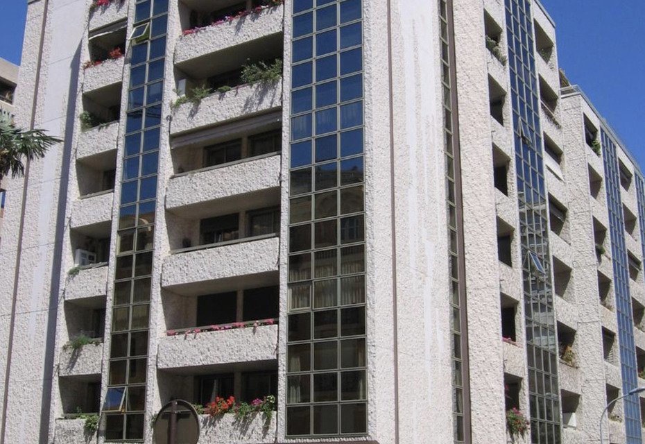 Bureaux en bon état au centre du quartier de la Condamine